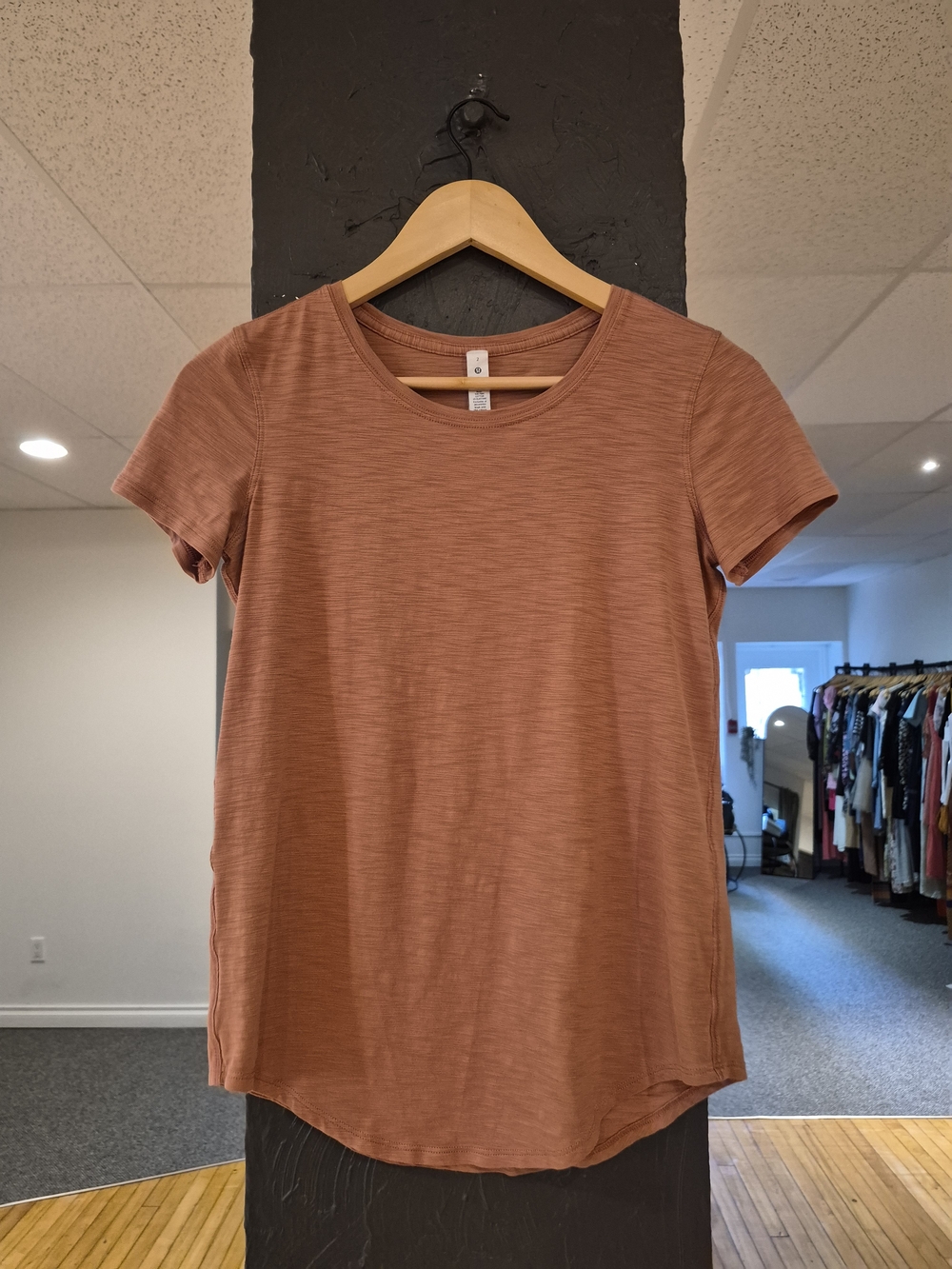 Lululemon Rust Short Sleeve Crewneck